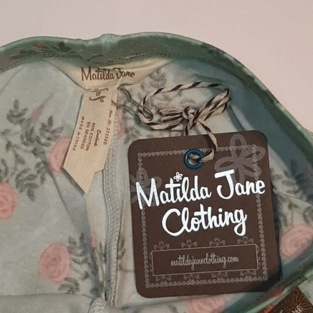Matilda Jane Going Green shorts size 8 New girl